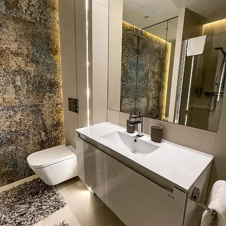 Apartment Lazarza 13
