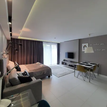 Lazarza 13 Apartman *