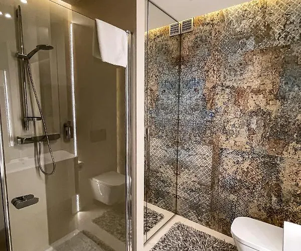 Апартаменты Lazarza 13 *