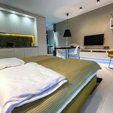 Lazarza 13 아파트